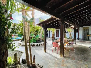 Casa Cocolores