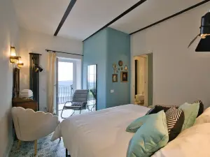 Charming one-bedroom apartment in the delightful Nemi with a view of the lake