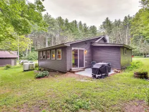 1 Mi to Brantingham Lake: New York Getaway!