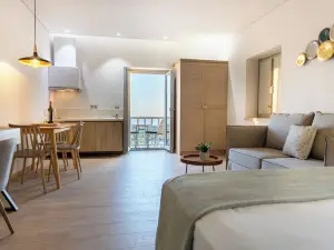 Armantanis Luxury Suites