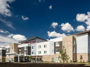 密爾沃基西本德TownePlace Suites飯店
