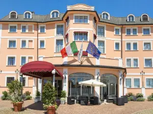Green Hotel