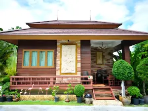 Baan Saranrom