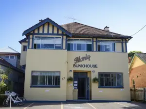 Manly Bunkhouse