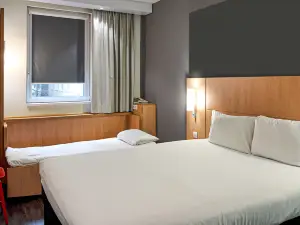 Holiday Inn Express Skopje City Centre