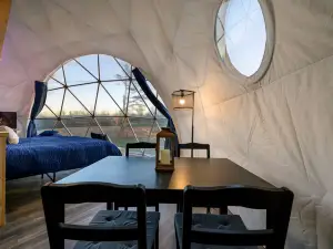 Incredi-Dome Family Experience in Broken Bow, OK