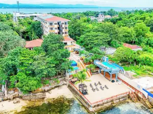 Palmbeach Resort Mactan Cebu powered by Cocotel