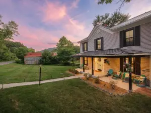 Afton Farmhouse
