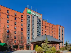 Holiday Inn & Suites Windsor (Ambassador Bridge) by IHG
