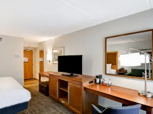 Hampton Inn Albany-Wolf Road (Airport)