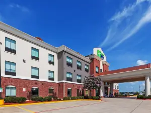 Holiday Inn Express & Suites SEALY by IHG