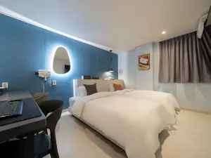 Uiwang Hotel Nine