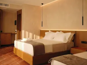 Greg Hotel