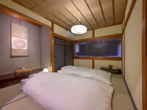 Uen - A Detached Private Villa by Myosanji Temple