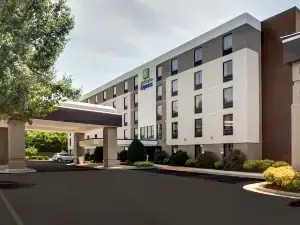 โรงแรม ฮอลิเดย์ อินน์ เอ็กซ์เพรส ริชมอนด์-เมคานิกส์วิลล์ บาย IHG