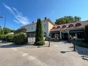 Åsby Hotell