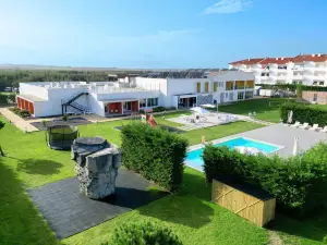 Ride Surf Resort & Spa Peniche
