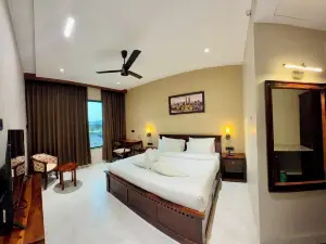 Riviera Hotel & Resort
