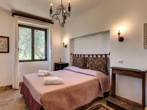 Casale il Poderetto by Mamo