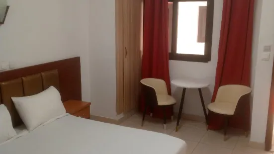 Nana Hotel