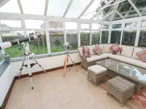 15 Tower Meadows