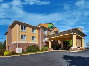 Holiday Inn Express & Suites LANCASTER-LITITZ by IHG