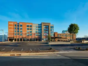 海波因特市中心SpringHill Suites飯店