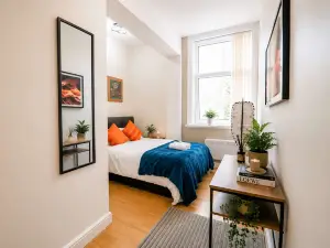 Central 2-Beds Perfect City Stay Minutes From Centre