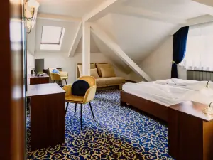 Korona Pension and Restaurant