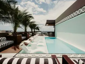 Marquee Playa Hotel