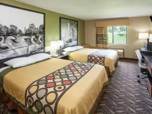 Super 8 by Wyndham Dwight