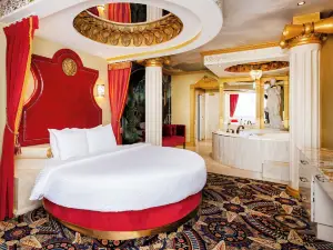 Fantasyland Hotel