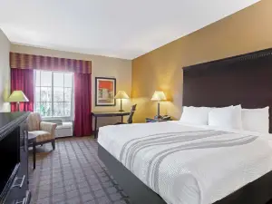La Quinta Inn & Suites by Wyndham Mobile Satsuma / Saraland