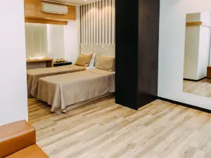 Hotel Executive Arrey