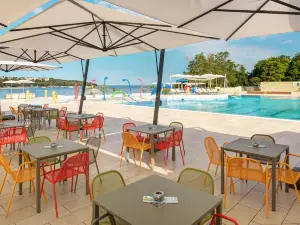 Mobilhome Victoria Camping Lanterna