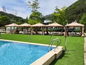 Hamyang Yongchu Glamping Pension