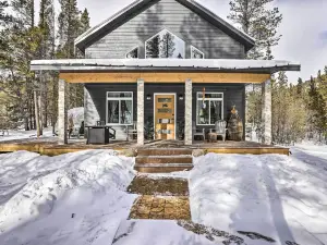 1 Mi to St Marys Glacier Trail: Modern Mtn Cabin!