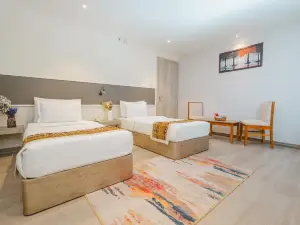 Hotel Ratana International