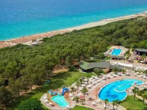 Serenè Resort