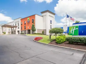 Holiday Inn Express & Suites ALBANY AIRPORT - WOLF ROAD by IHG