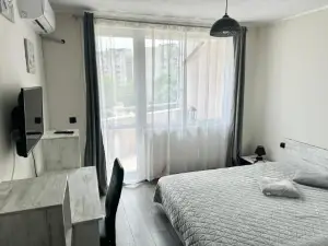 Budget Luxury Apartment - Absolutely New Building!