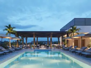 AC Hotel Naples 5th Avenue