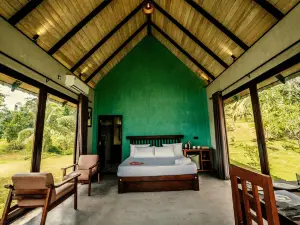 호수 옆의 천국