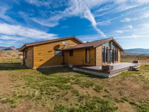 Stunning Mountain Views and Atv Access - Charming Colorado Retreat