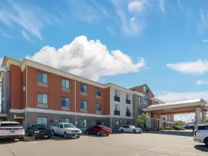 Holiday Inn Express & Suites FAIRFIELD-NORTH by IHG