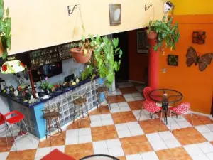 Canal Inn Panama