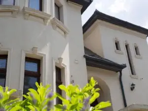 Kúria Apartman Budapest with Free Parking