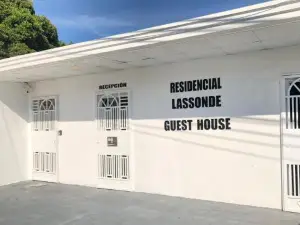 Residencial Lassonde Guest House