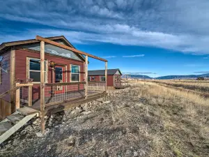 Romantic Gem w/ Mtn Views! Day Trip to Yellowstone