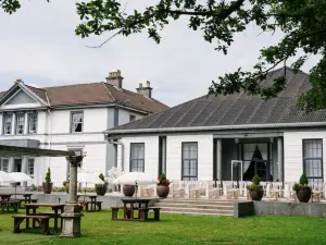 Room 10 -  Manor Park Country House, Wales
